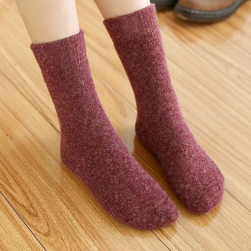 5 Pairs Of Winter Women's Warm Socks Solid Color Casual Extra Thick Warm Plush Socks High Quality Warm Wool Socks